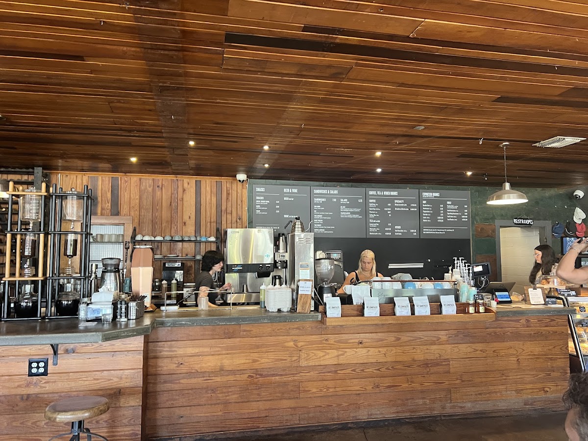 Dos Coffee & Wine